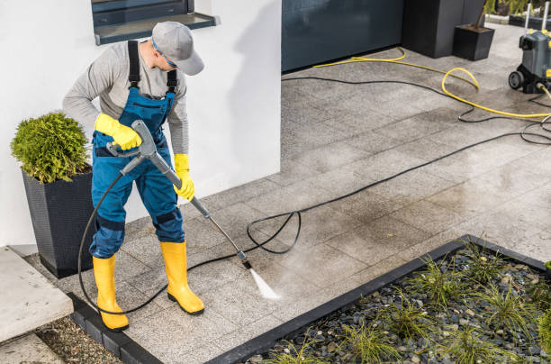 Best Commercial Pressure Washing  in Midfield, AL